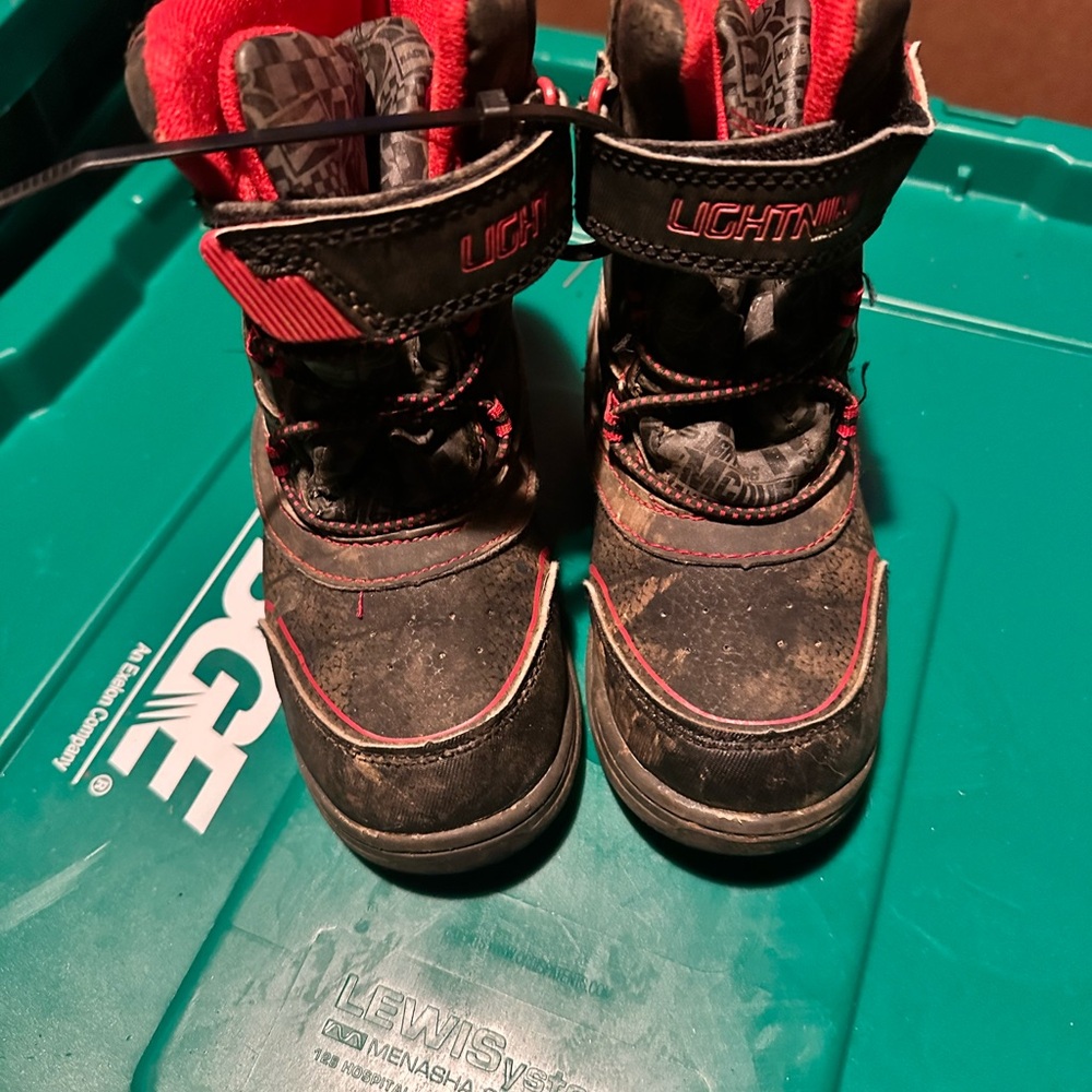 Lightning McQueen  Kids Black and Red snow Boots
